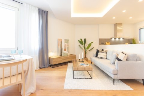 Квартира в Барселона, Испания 3 спальни, 82м2 №133992