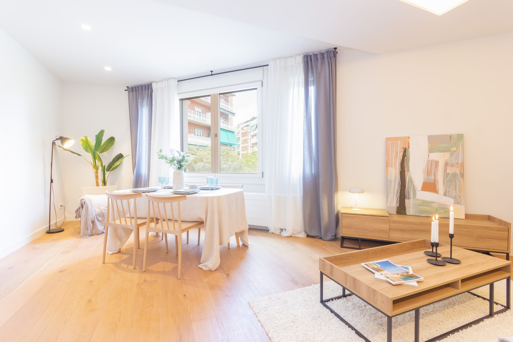 Wohnung in Barcelona, Spanien 3 Schlafzimmer, 82 m2 Nr. 133992