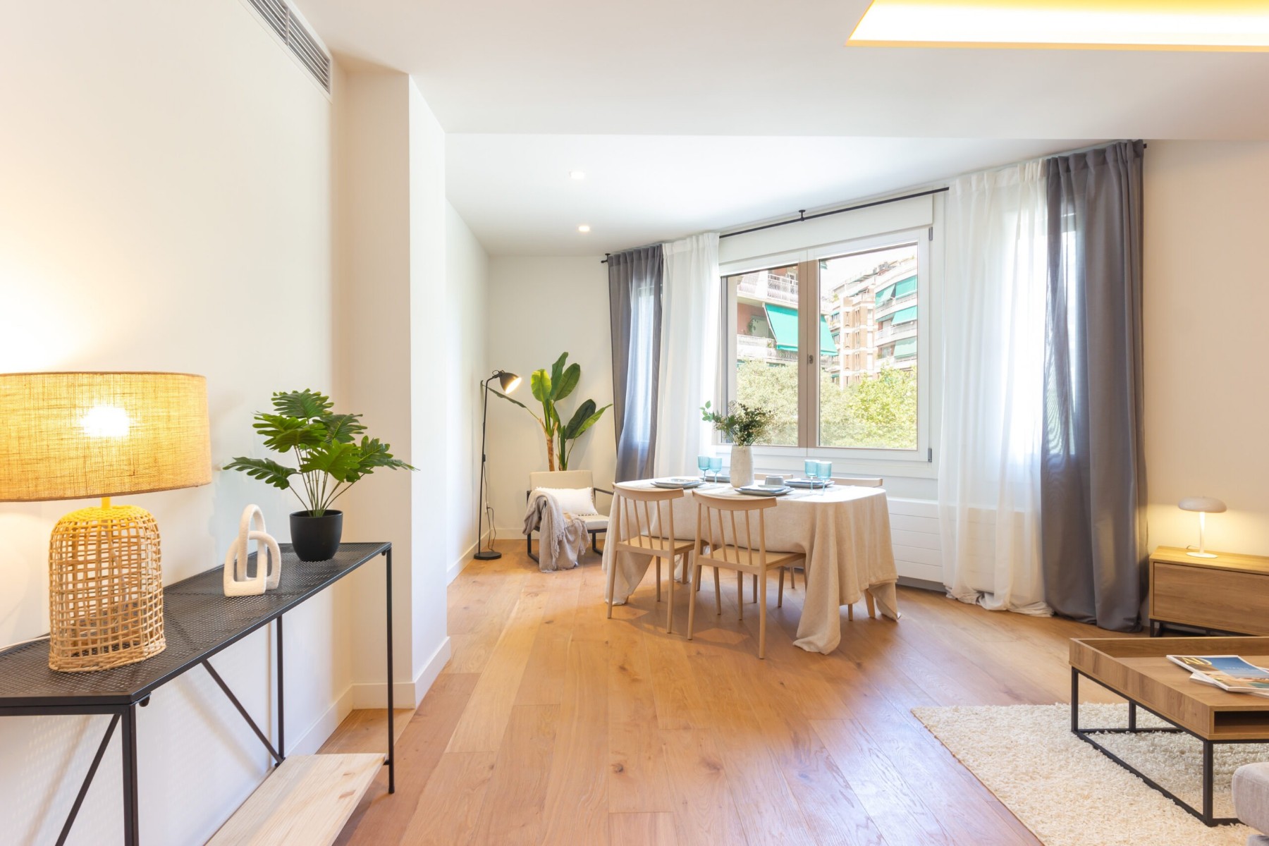 Wohnung in Barcelona, Spanien 3 Schlafzimmer, 82 m2 Nr. 133992