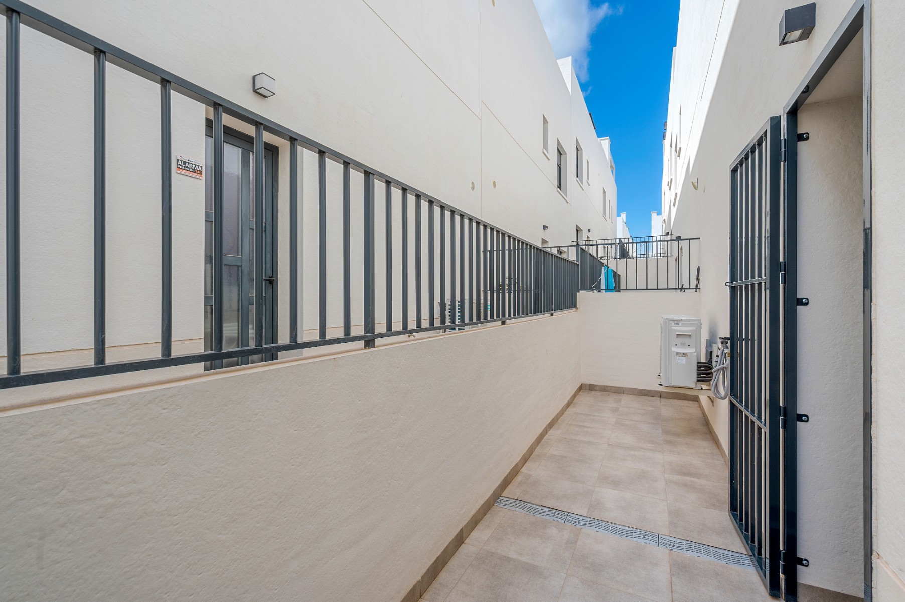 Apartment in San Miguel de Salinas, Alicante, Spain 2 bedrooms, 65 sq.m. No. 140471
