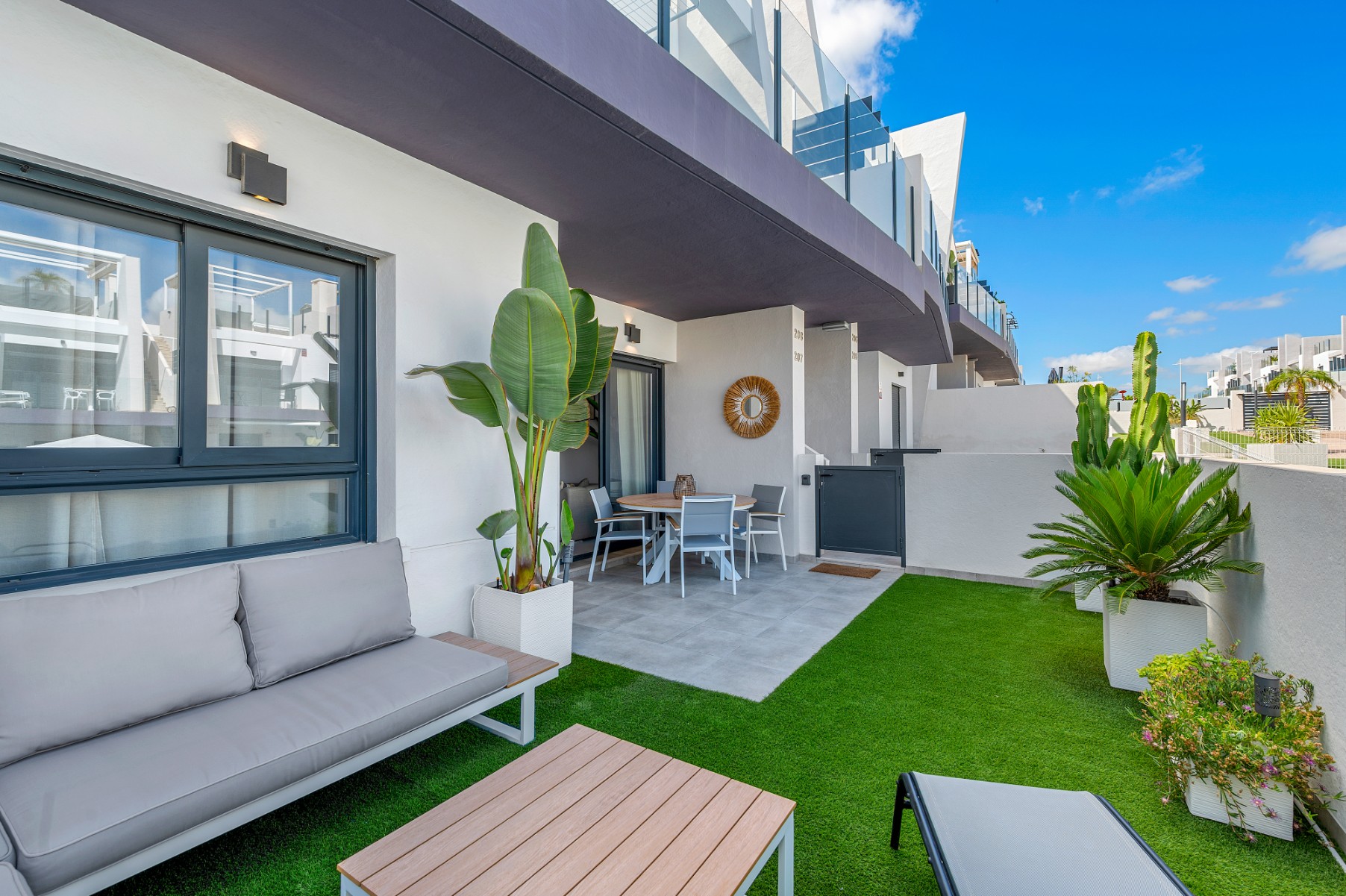 Apartment in San Miguel de Salinas, Alicante, Spain 2 bedrooms, 65 sq.m. No. 140471