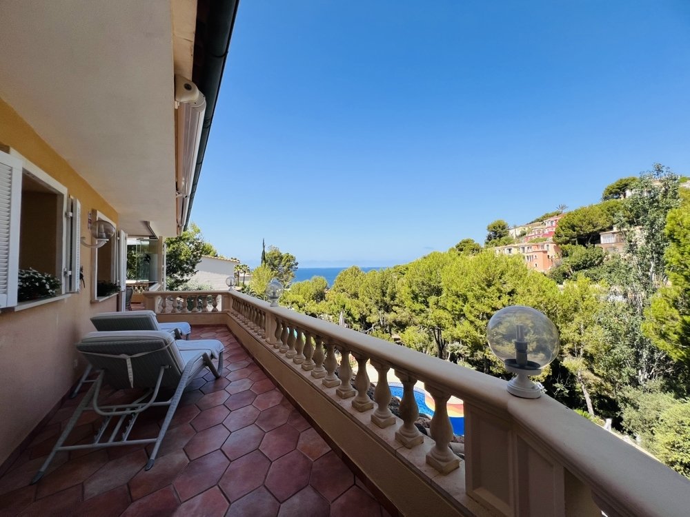 Villa en Costa De La Calma, Mallorca, España 4 dormitorios, 464 m2 No. 103809