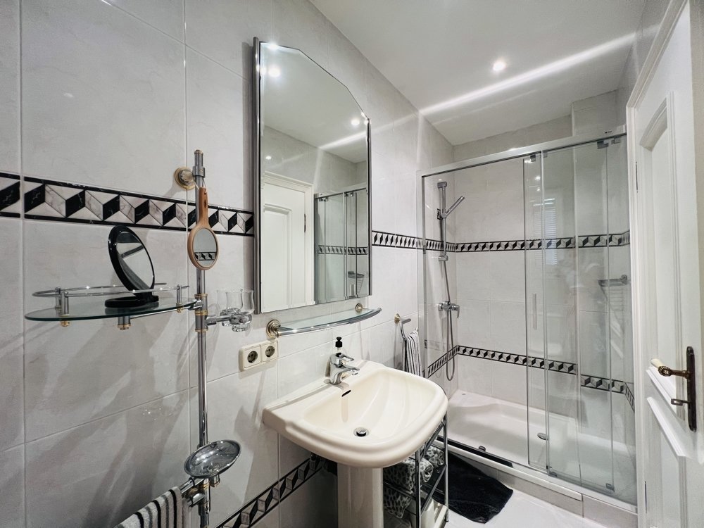 Villa en Costa De La Calma, Mallorca, España 4 dormitorios, 464 m2 No. 103809