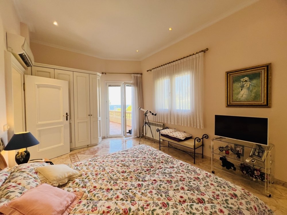 Villa en Costa De La Calma, Mallorca, España 4 dormitorios, 464 m2 No. 103809