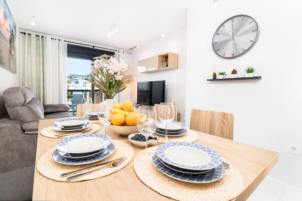 Dzīvoklis Mil Palmeras, Alicante, Spānijā 2 istabas, 80 m2 Nr. 145209
