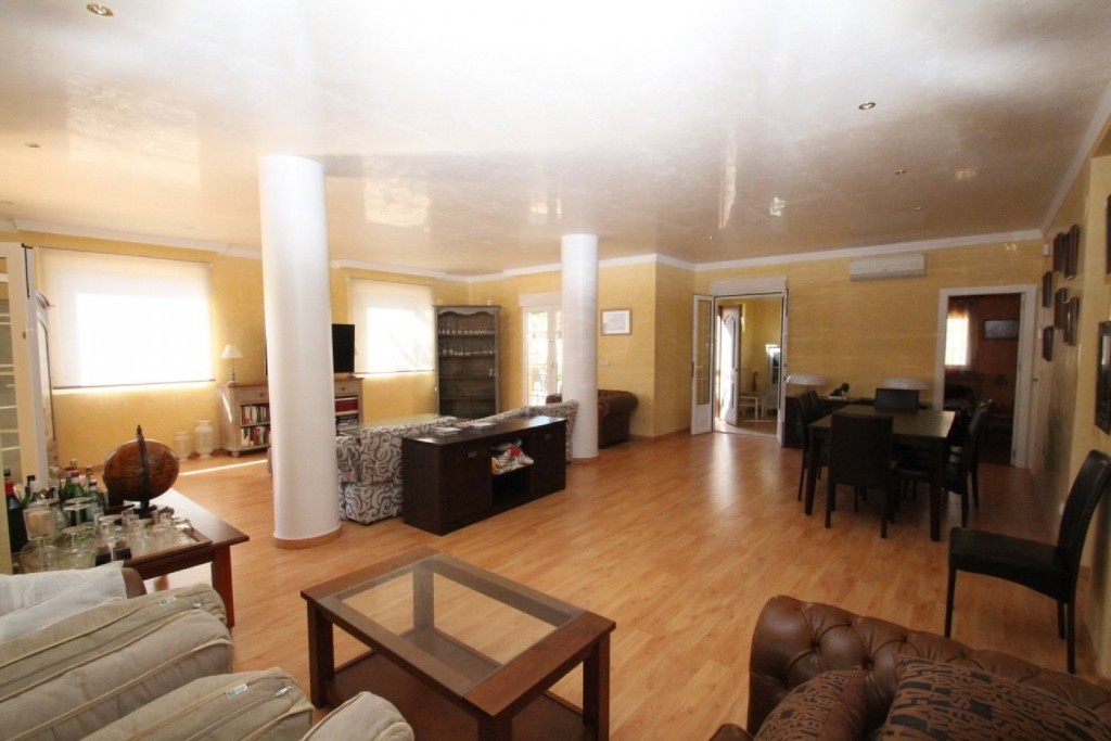 Villa en Cabo Roig, Alicante, España 5 dormitorios, 440 m2 No. 145207