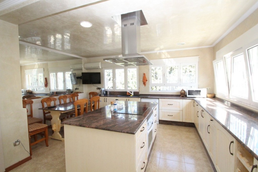 Villa en Cabo Roig, Alicante, España 5 dormitorios, 440 m2 No. 145207