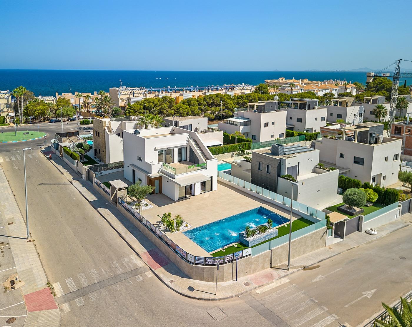 Villa Campoamor, Alicante, Spānijā 3 istabas, 242 m2 Nr. 165431