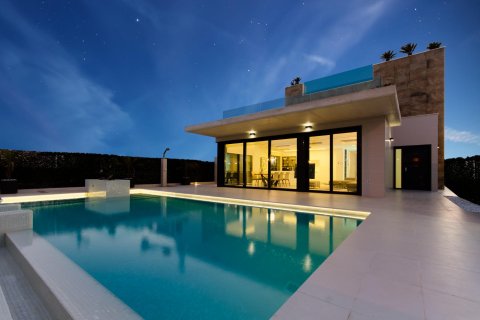 Villa in Campoamor, Alicante, Spanien 4 Schlafzimmer, 322 m2 Nr. 165428