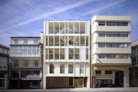 Apartament w A Coruna, Hiszpania 4 sypialnie, 189 mkw. nr 160372