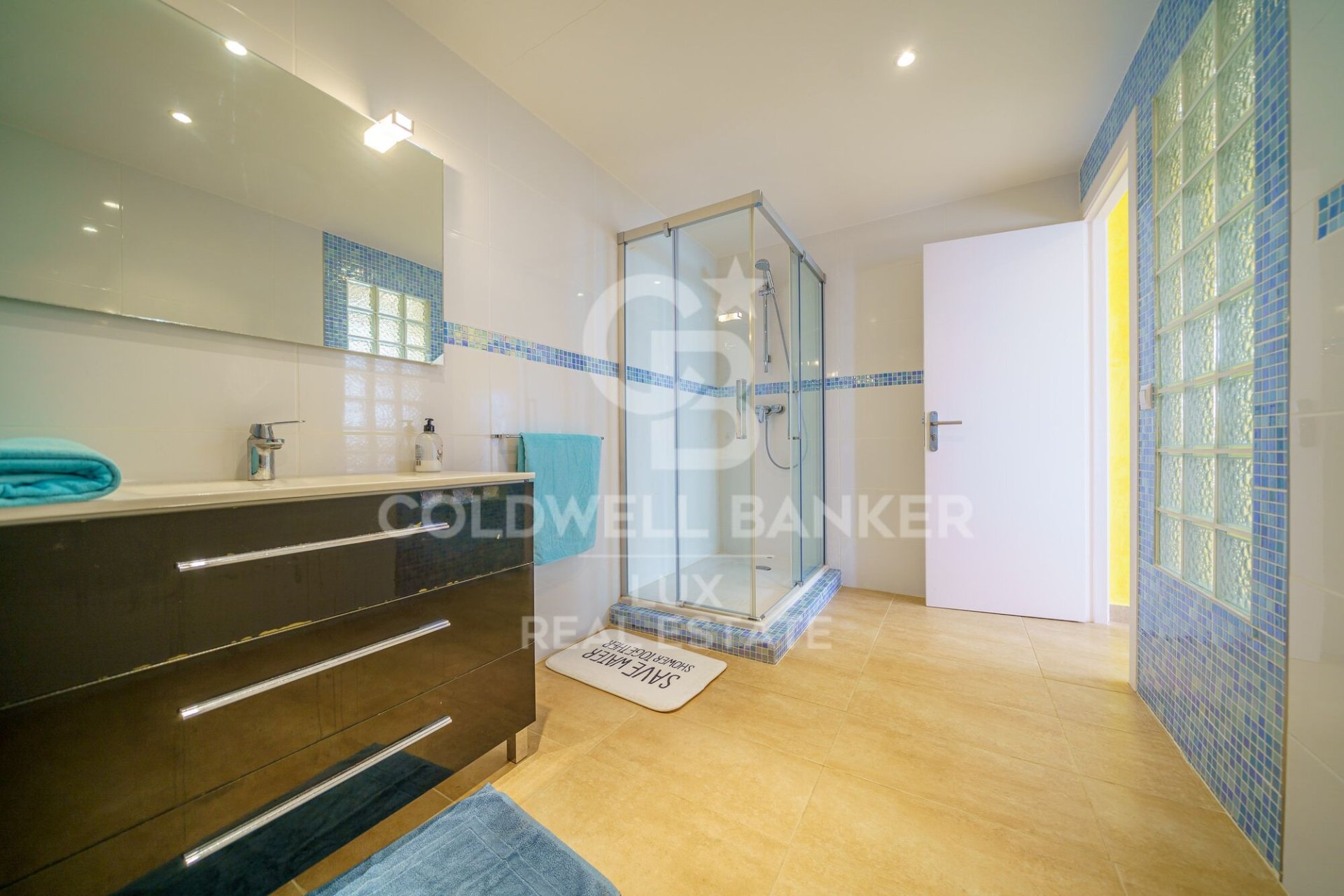 Villa Roses, Girona, Spānijā 5 istabas, 281 m2 Nr. 160369