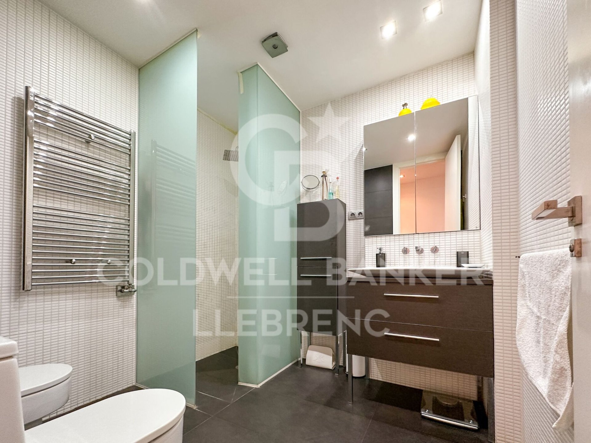Casa a Barcelona, Spagna 6 camere da letto, 490 mq. N° 160374