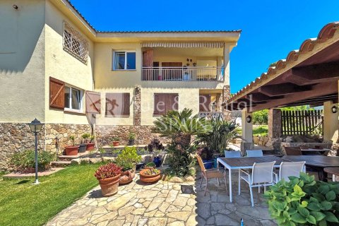 Māja Lloret de Mar, Girona, Spānijā 4 istabas, 241 m2 Nr. 166425
