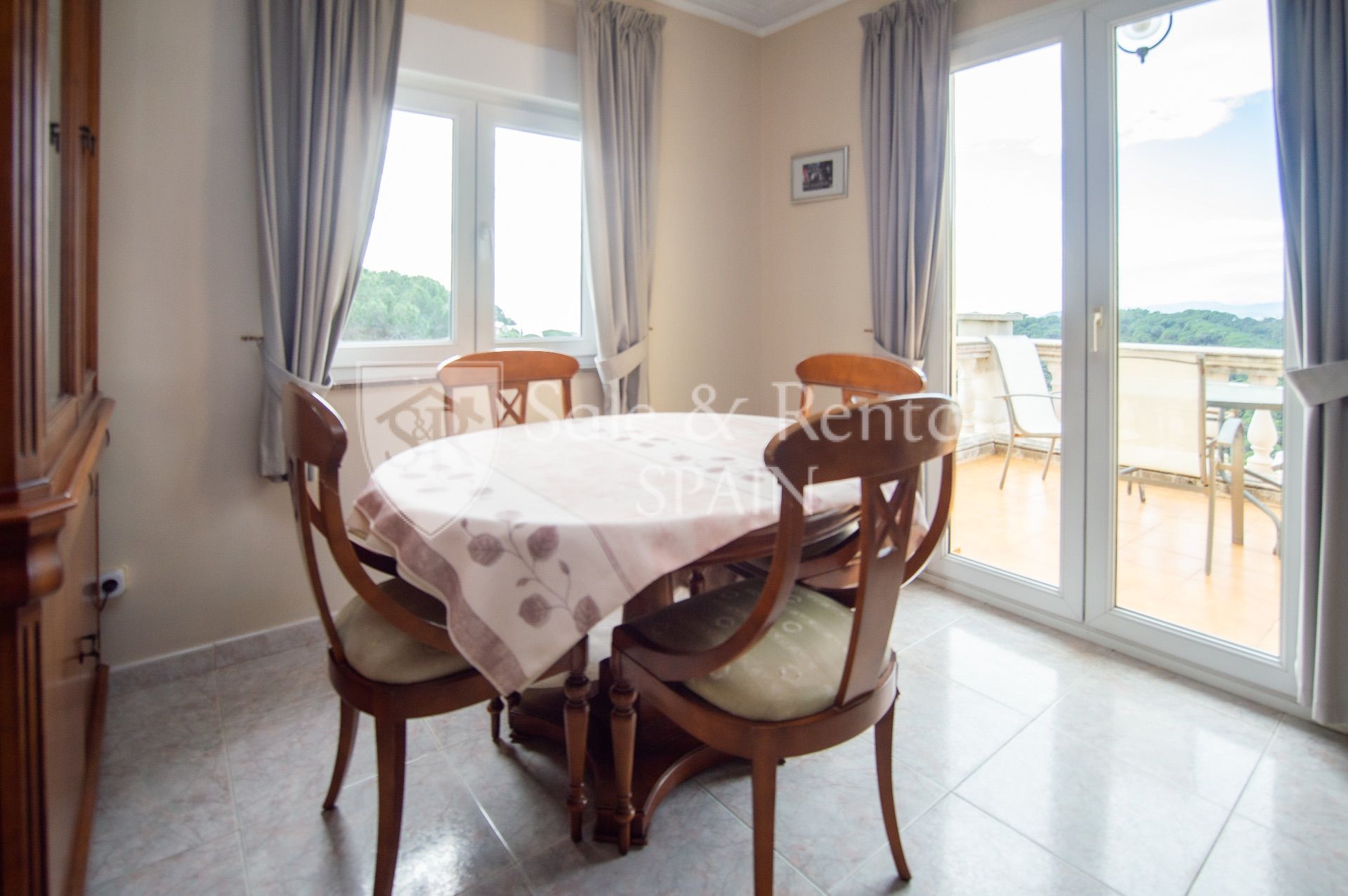 Māja Lloret de Mar, Girona, Spānijā 5 istabas, 240 m2 Nr. 166429