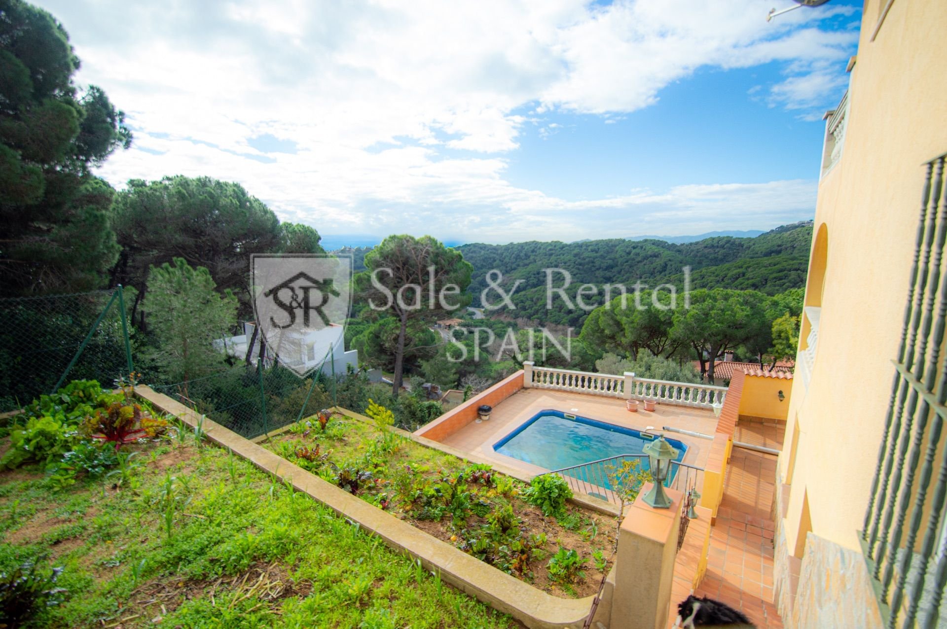 Māja Lloret de Mar, Girona, Spānijā 5 istabas, 240 m2 Nr. 166429