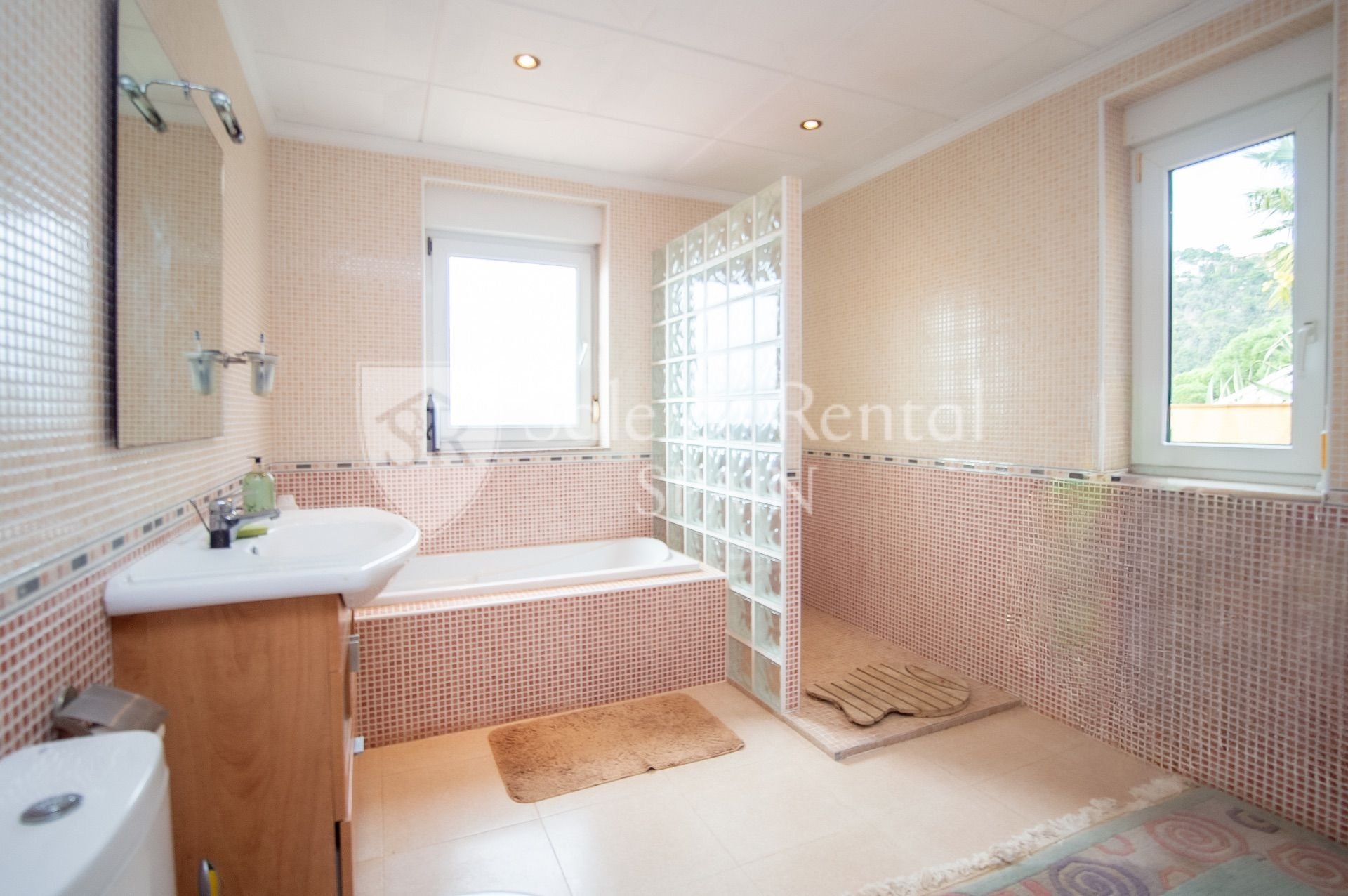 Māja Lloret de Mar, Girona, Spānijā 5 istabas, 240 m2 Nr. 166429