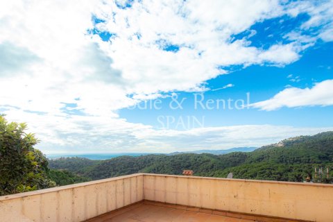 Dom w Lloret de Mar, Girona, Hiszpania 5 sypialni, 240 mkw. nr 166429