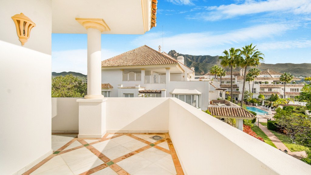Penthäuser in Marbella, Malaga, Spanien 4 Schlafzimmer, 367.55 m2 Nr. 98386