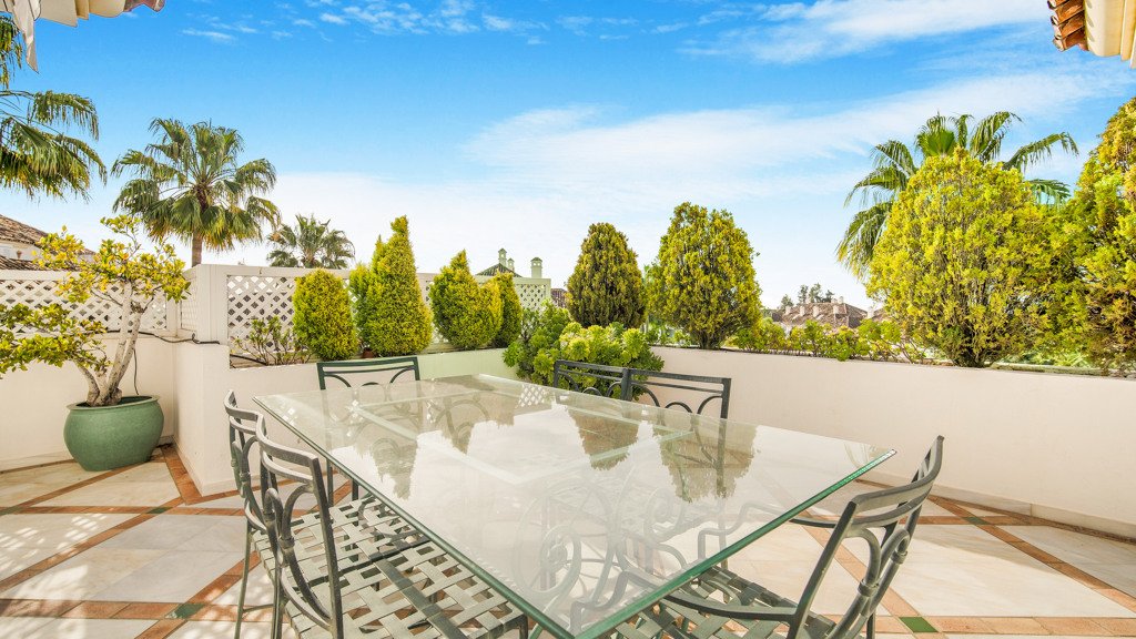Penthäuser in Marbella, Malaga, Spanien 4 Schlafzimmer, 367.55 m2 Nr. 98386