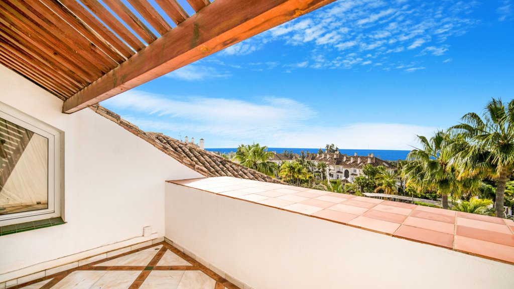Penthäuser in Marbella, Malaga, Spanien 4 Schlafzimmer, 367.55 m2 Nr. 98386