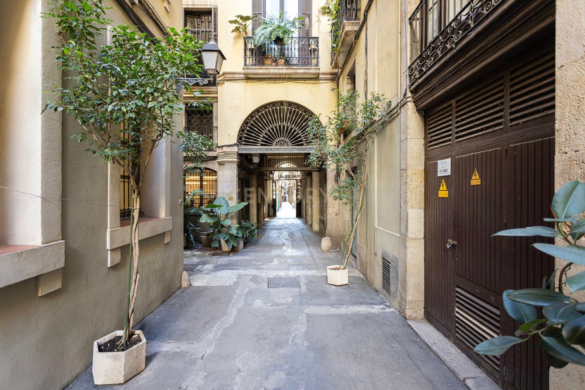 Lägenhet i Barcelona, Spanien 2 sovrum, 308 kvm. Nr. 167038