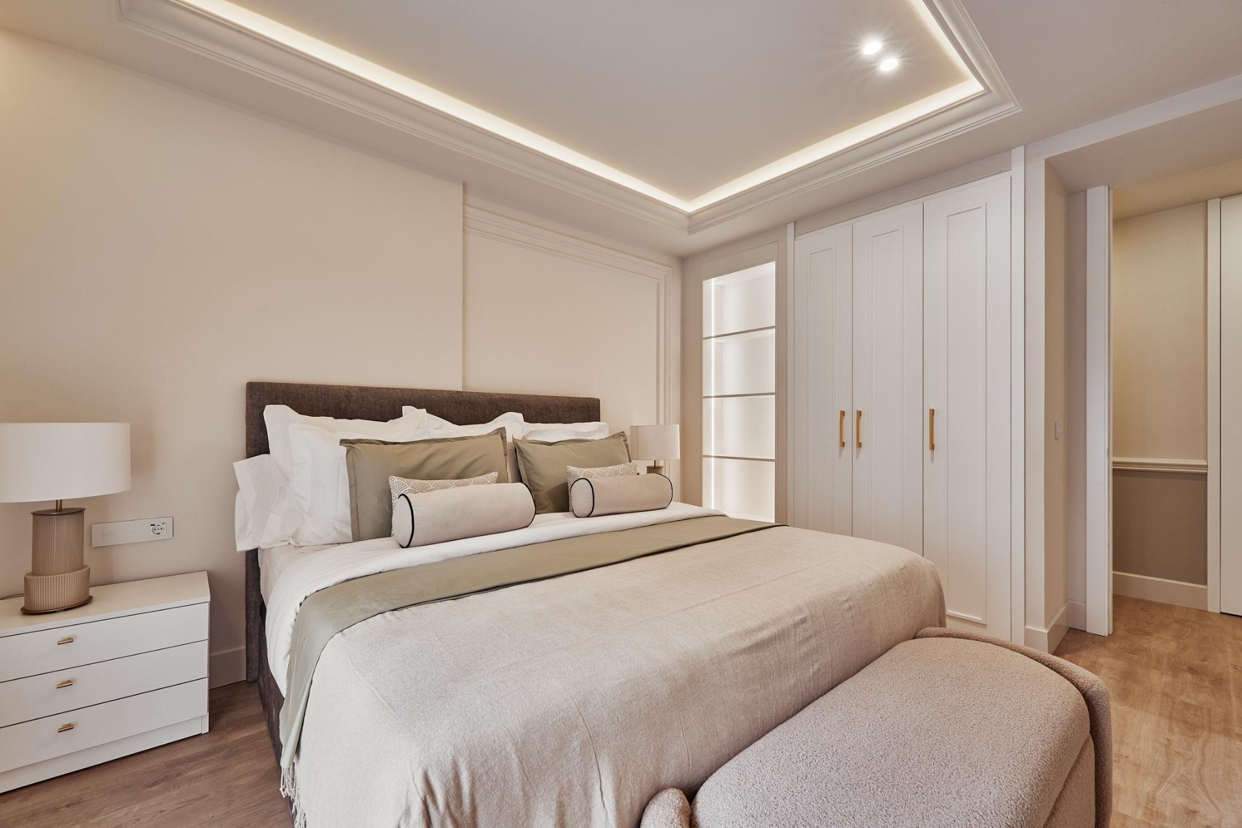 Villa à Madrid, Espagne 5 chambres, 245 m2 No. 179936
