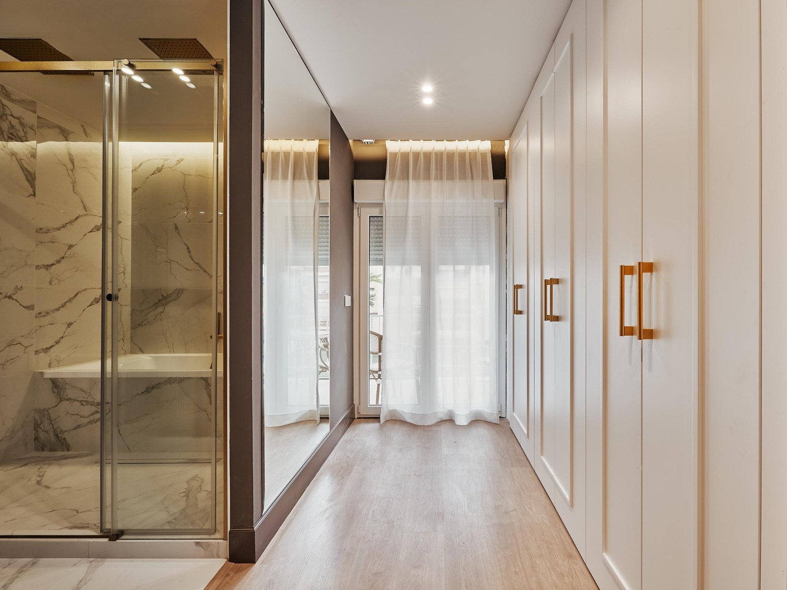 Villa à Madrid, Espagne 5 chambres, 245 m2 No. 179936