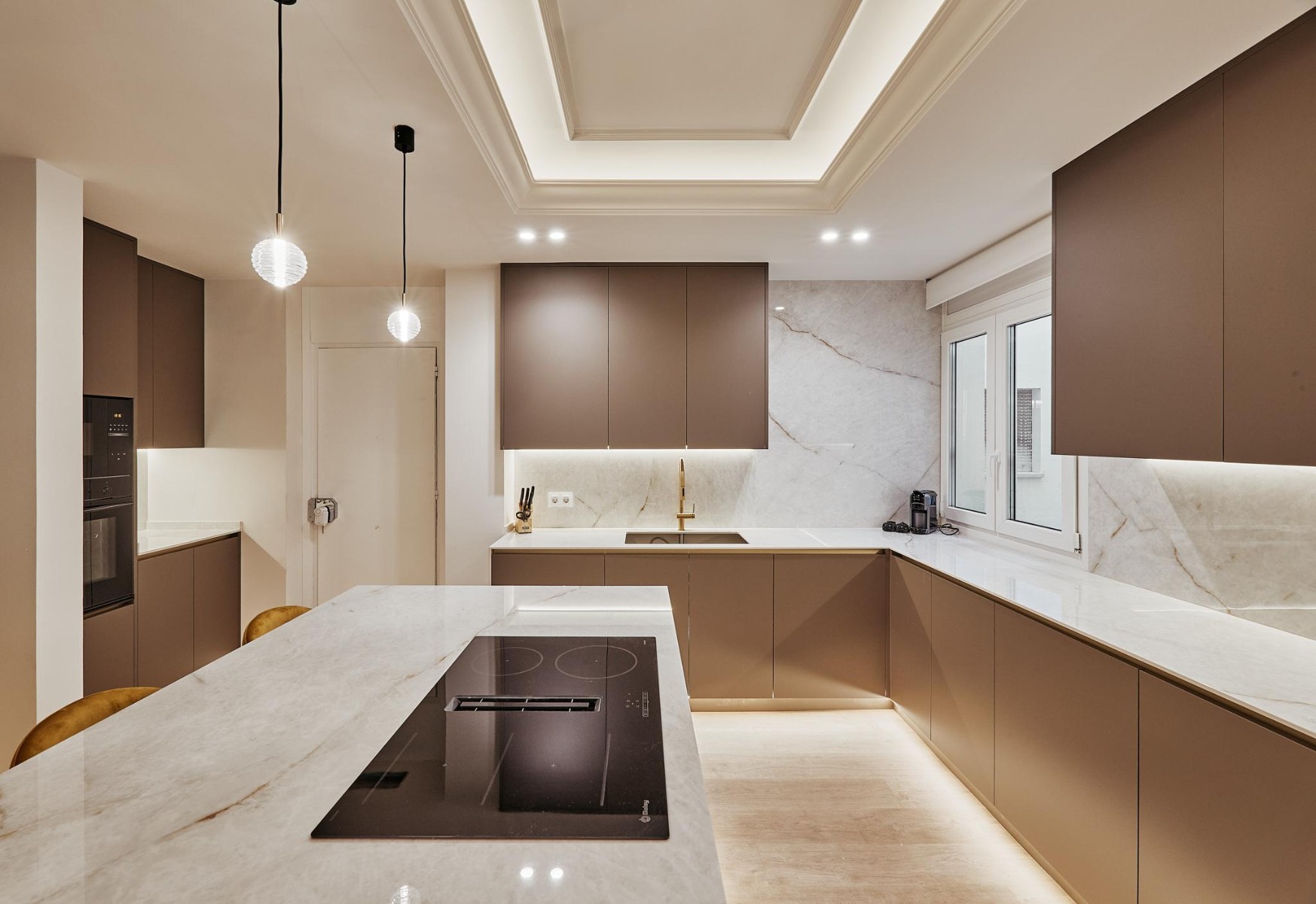 Villa à Madrid, Espagne 5 chambres, 245 m2 No. 179936