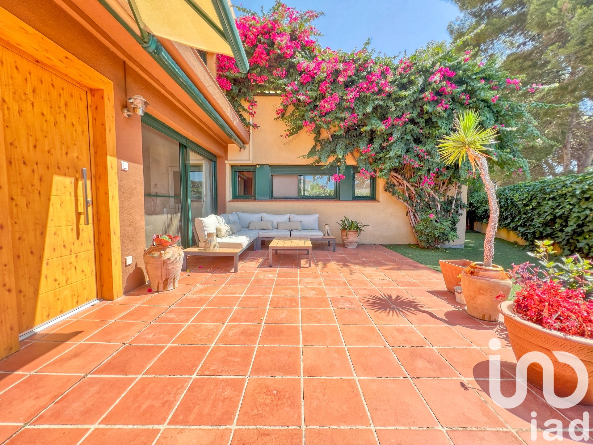 Townhouse in Tarragona, Spain 4 bedrooms, 218 sq.m. No. 153314