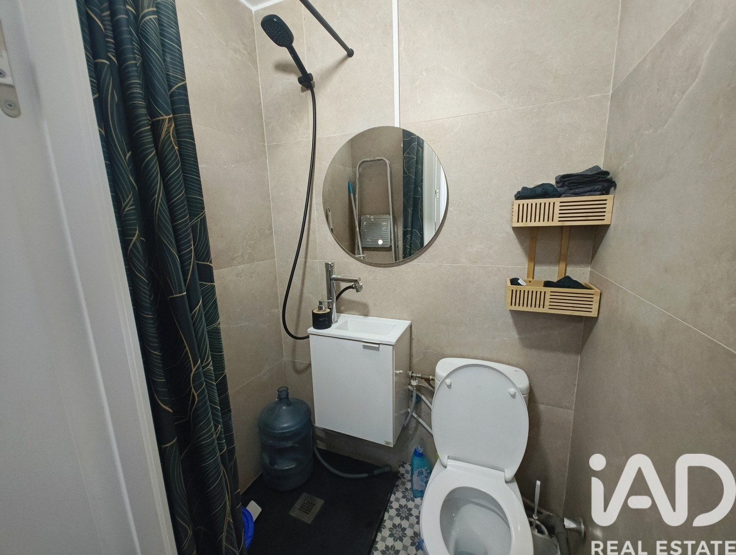 Commercial property in Alicante, Spain 35 sq.m. No. 184728