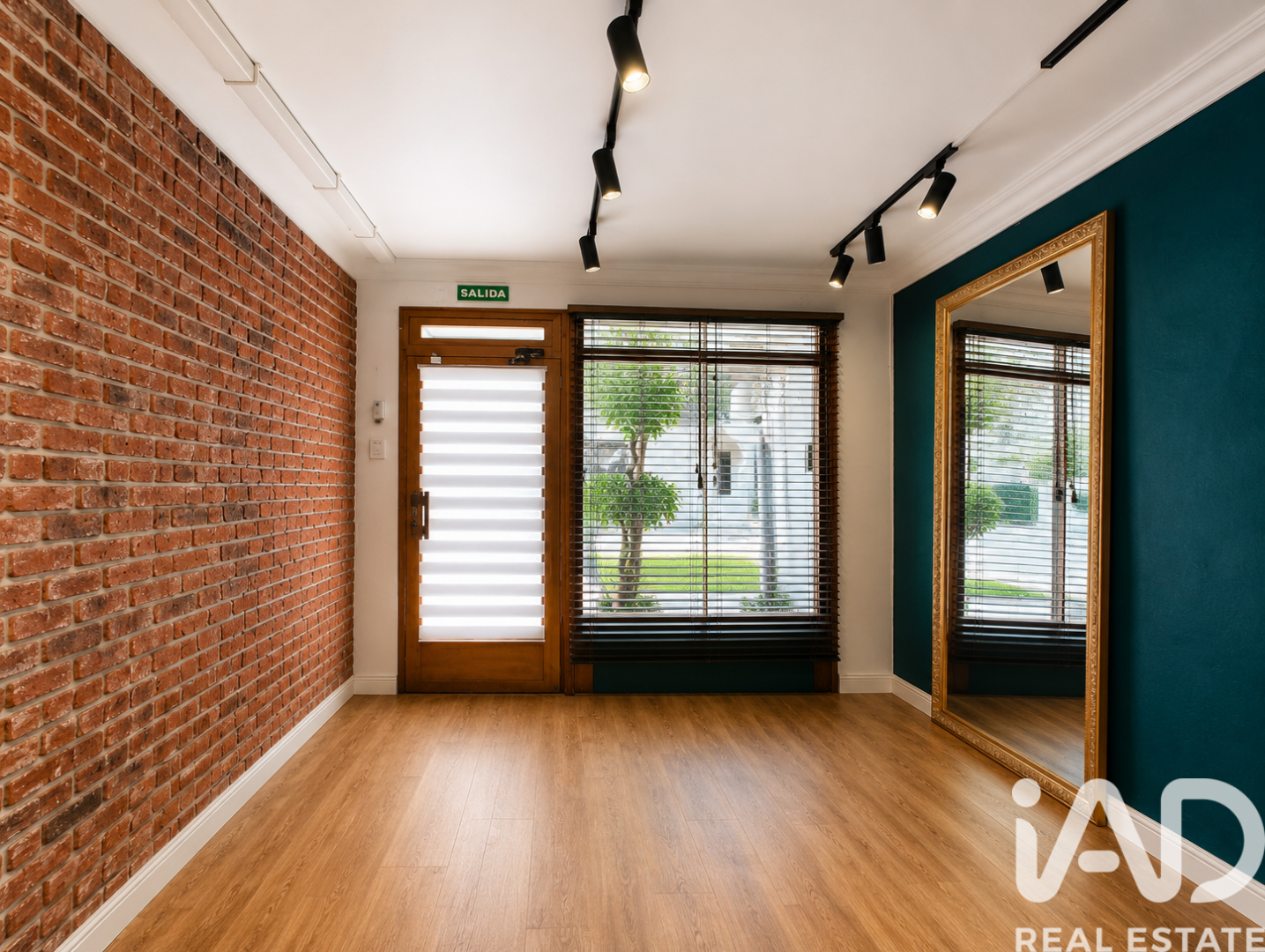 Commercial property in Alicante, Spain 35 sq.m. No. 184728