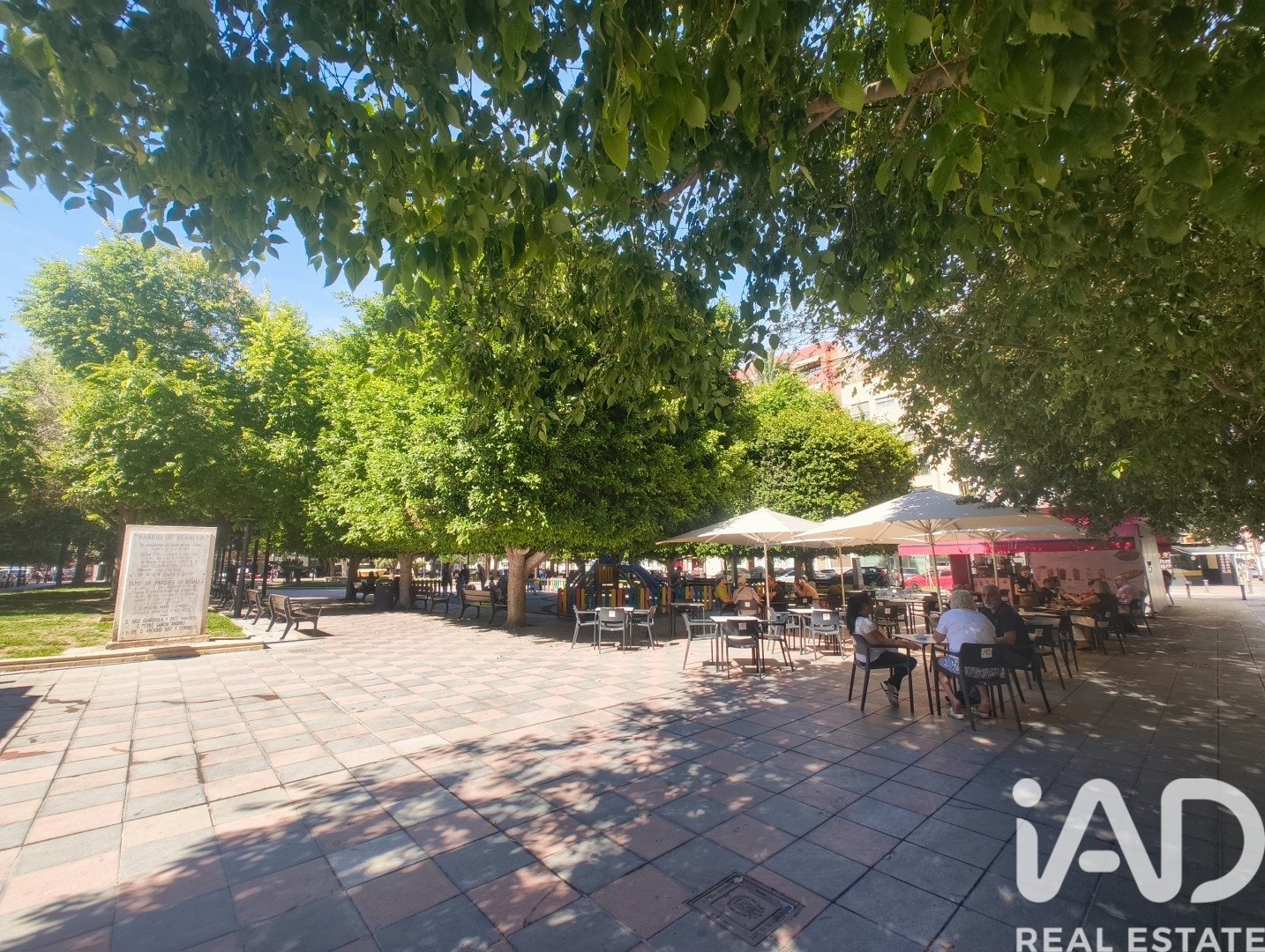 Commercial property in Alicante, Spain 35 sq.m. No. 184728