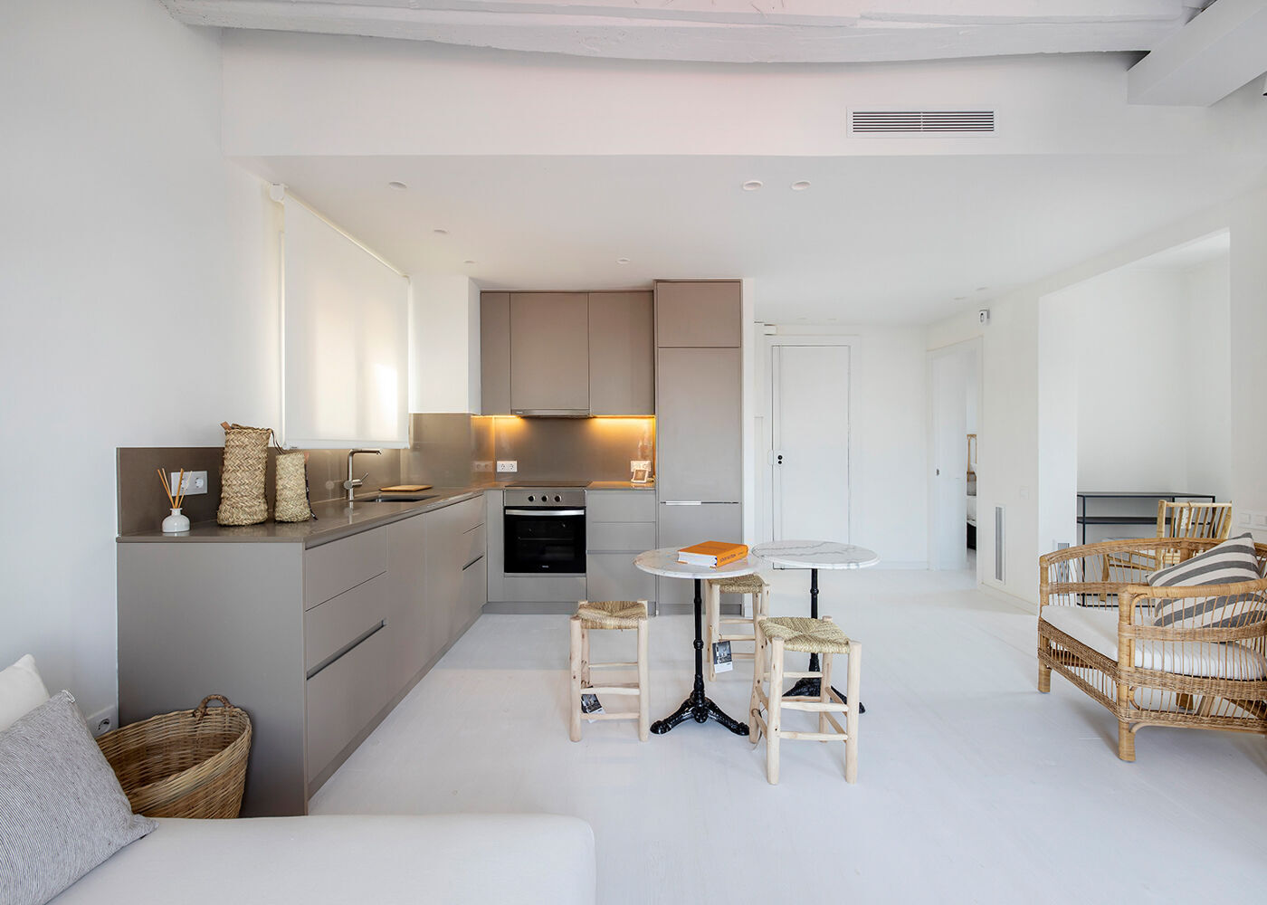 Dzīvoklis Barcelona, Spānijā 3 istabas,  Nr. 141064