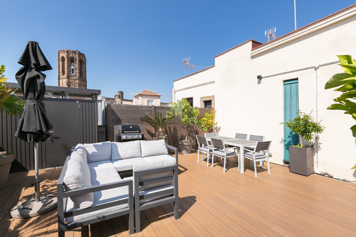 Lägenhet i Barcelona, Spanien 3 sovrum,  Nr. 141066