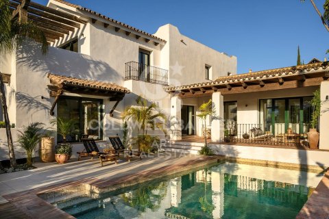 Villa en Estepona, Málaga, España 4 dormitorios, 447 m2 No. 179097