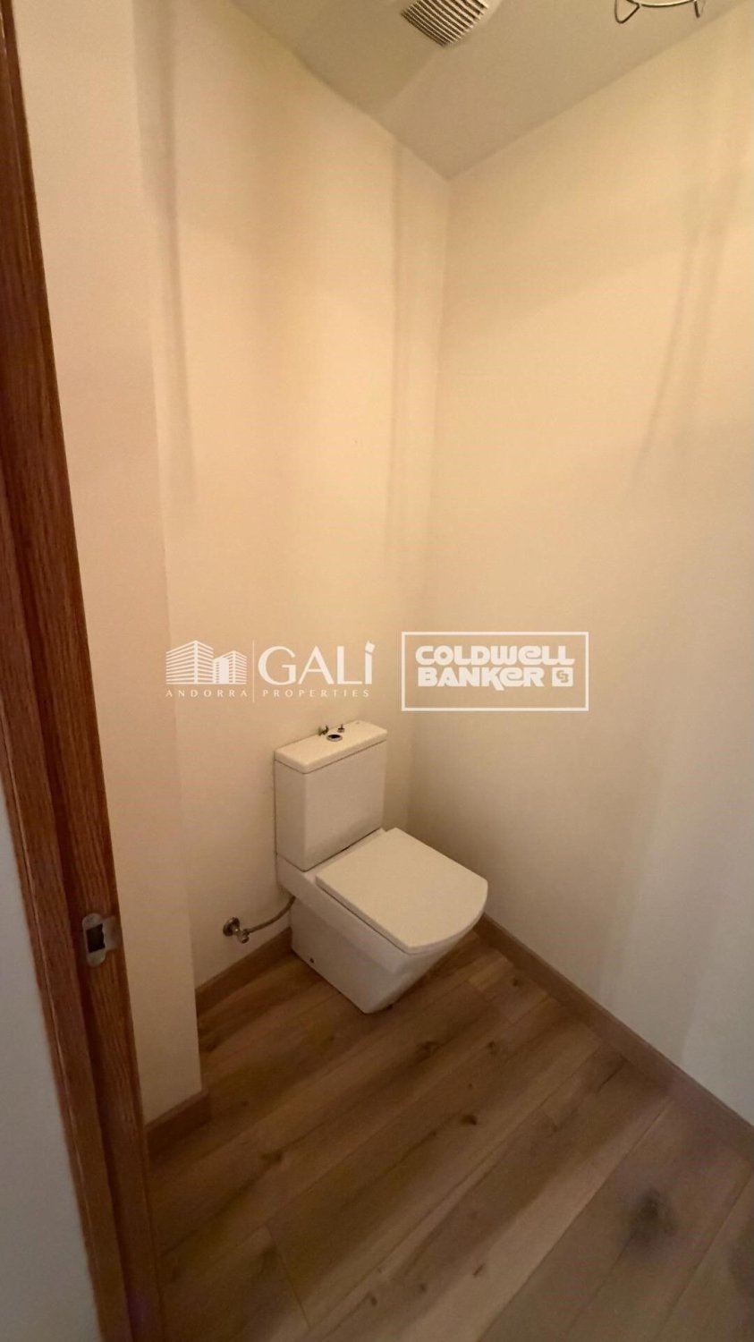 House in Principado De Andorra (Ninguna Poblacion Tiene C.P.), Lleida, Spanien 5 Schlafzimmer, 387 m2 Nr. 179099