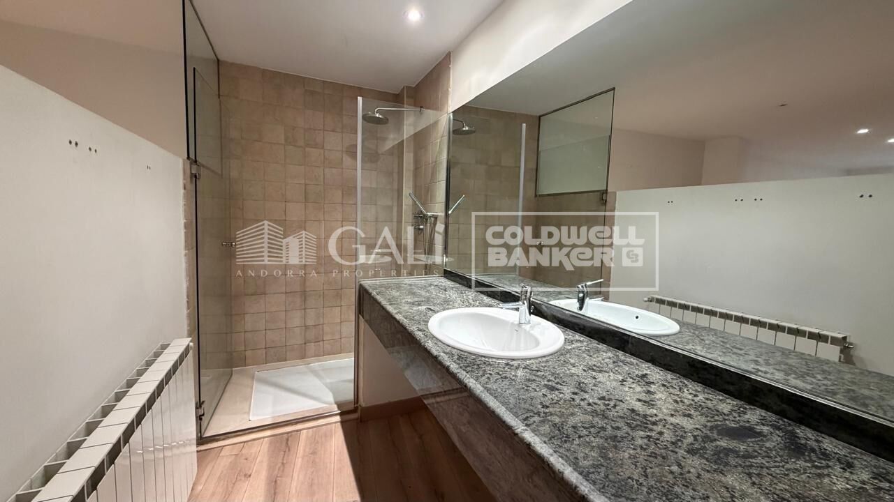 House in Principado De Andorra (Ninguna Poblacion Tiene C.P.), Lleida, Spanien 5 Schlafzimmer, 387 m2 Nr. 179099
