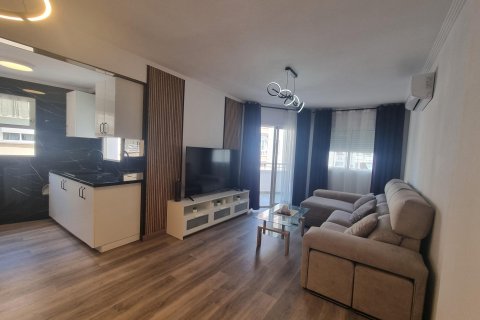 Apartment in Torrevieja, Alicante, Spain 3 bedrooms, 105 sq.m. No. 190156