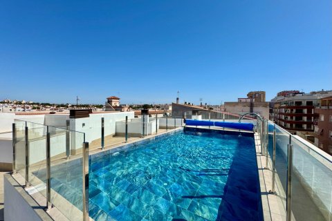 Apartamento en Torrevieja, Alicante, España 2 dormitorios, 58 m2 No. 190154