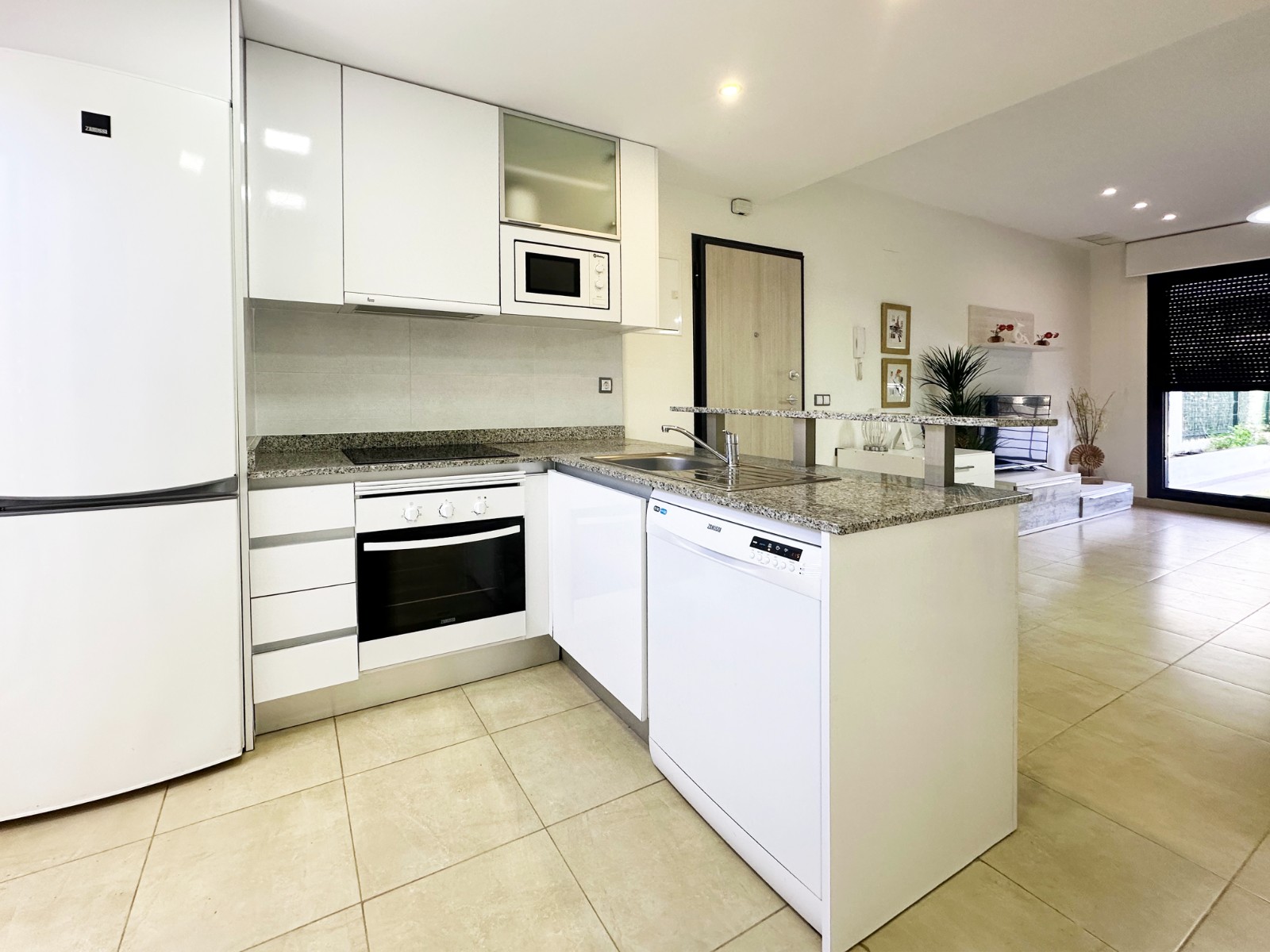 Apartamento en Santa Pola, Alicante, España 2 dormitorios, 91 m2 No. 190100