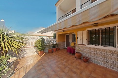 Bungalow in San Pedro del Pinatar, Murcia, Spain 2 bedrooms, 70 sq.m. No. 190152