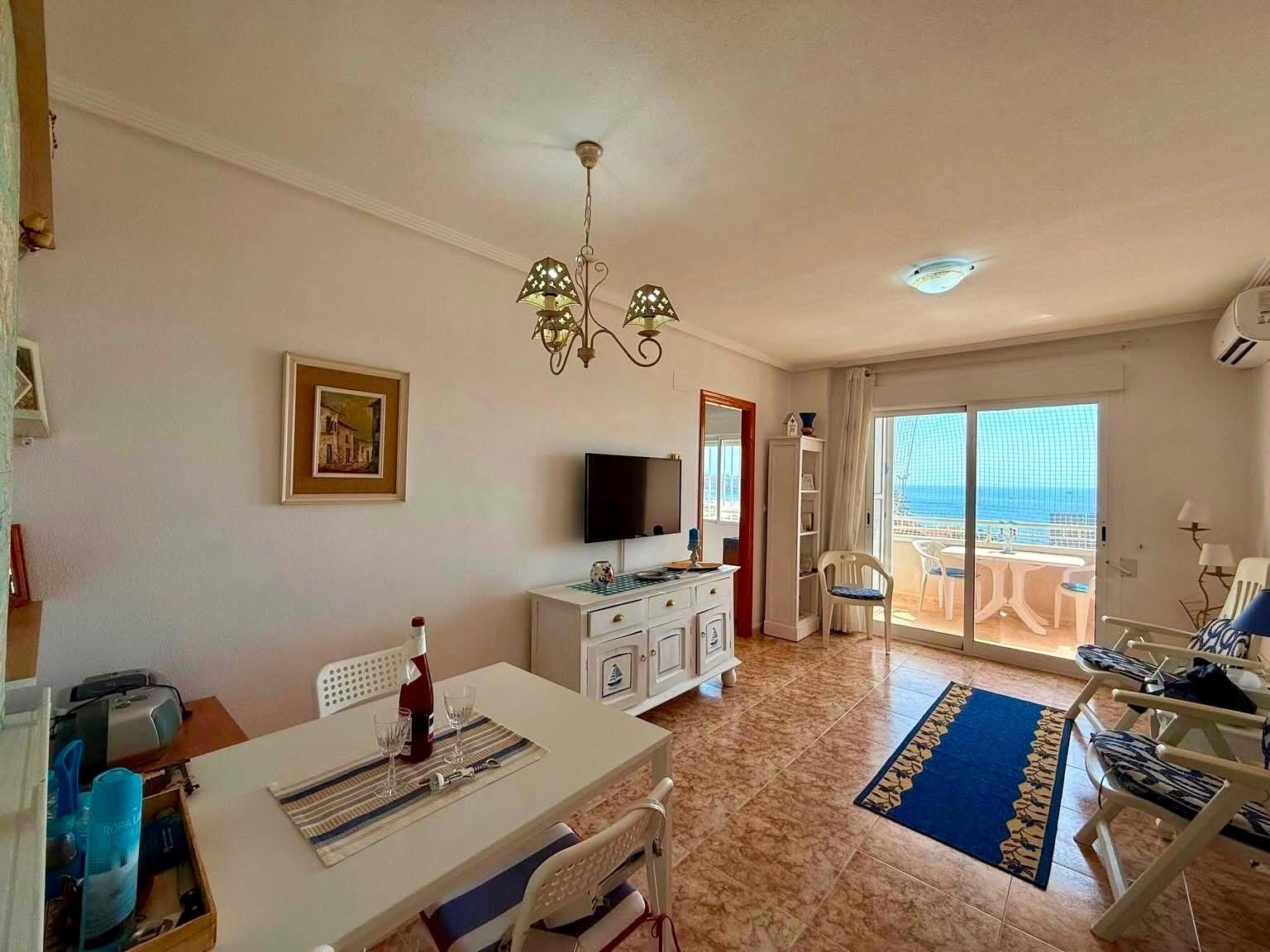 Apartamento en Torrevieja, Alicante, España 2 dormitorios, 64 m2 No. 190292