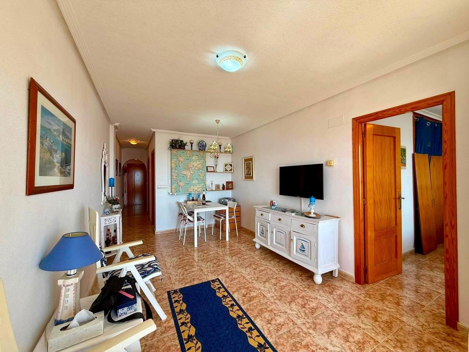 Apartamento en Torrevieja, Alicante, España 2 dormitorios, 64 m2 No. 190292