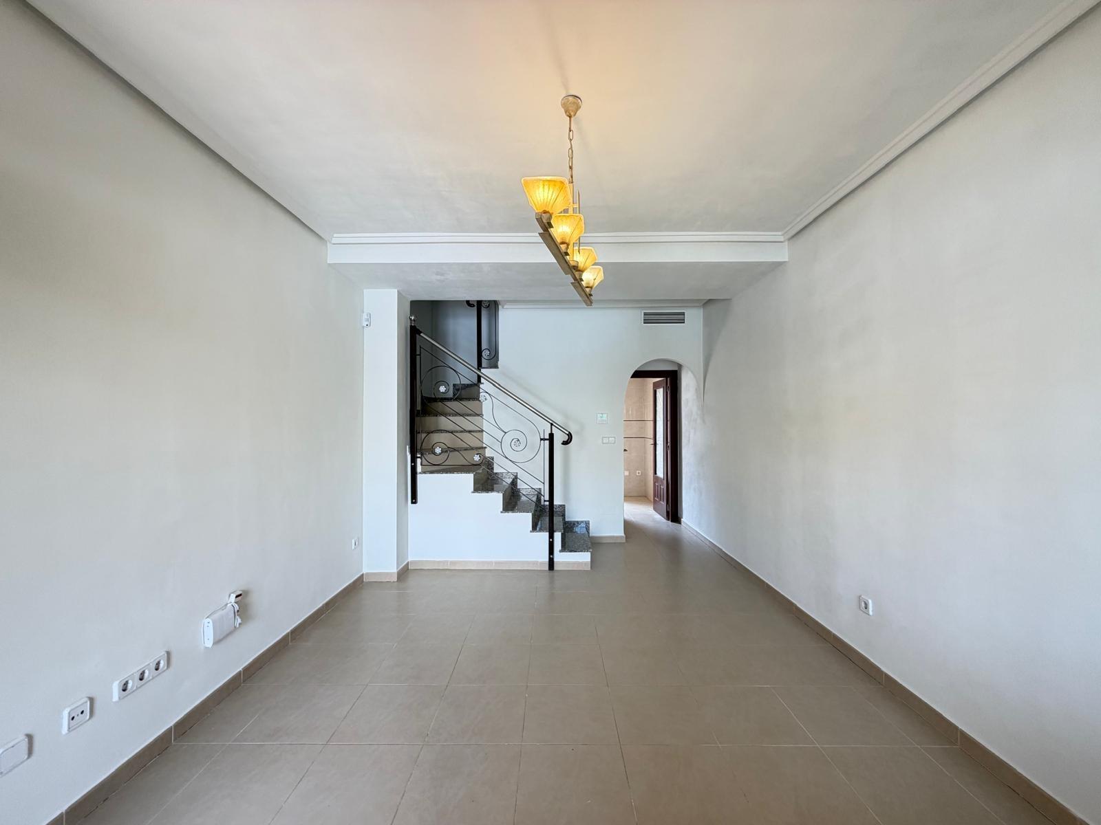 Kaupunkipientalo Alicante, Espanja 2 makuuhuonetta, 90 m2 No. 190291
