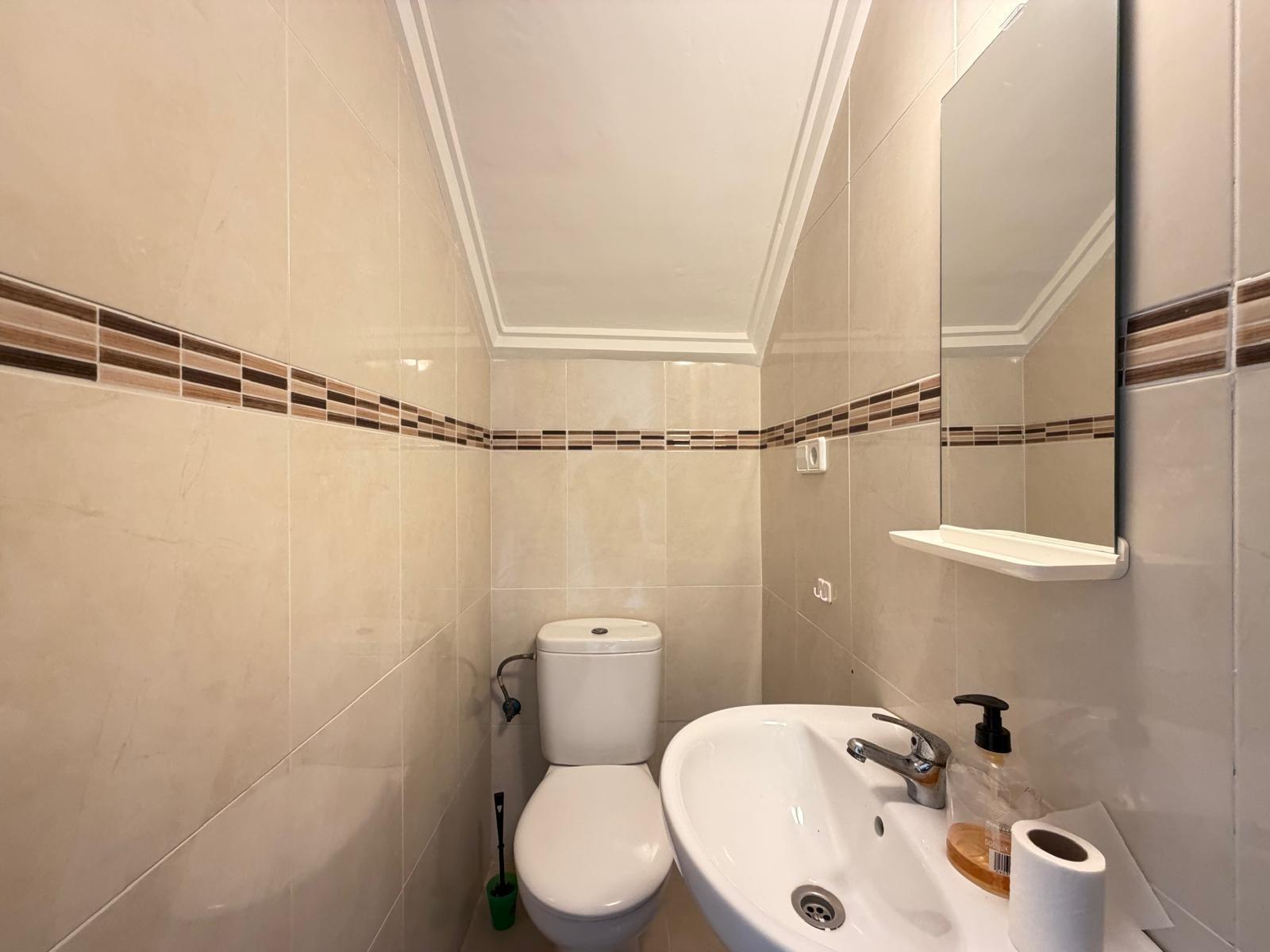 Kaupunkipientalo Alicante, Espanja 2 makuuhuonetta, 90 m2 No. 190291