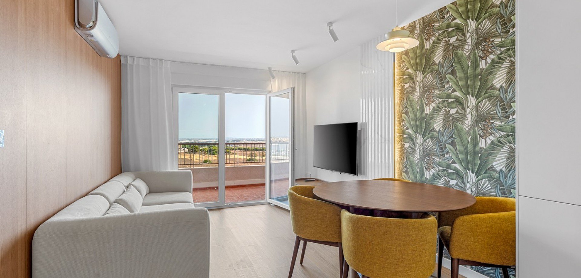 Apartamento en Alicante, España 2 dormitorios, 61 m2 No. 190289