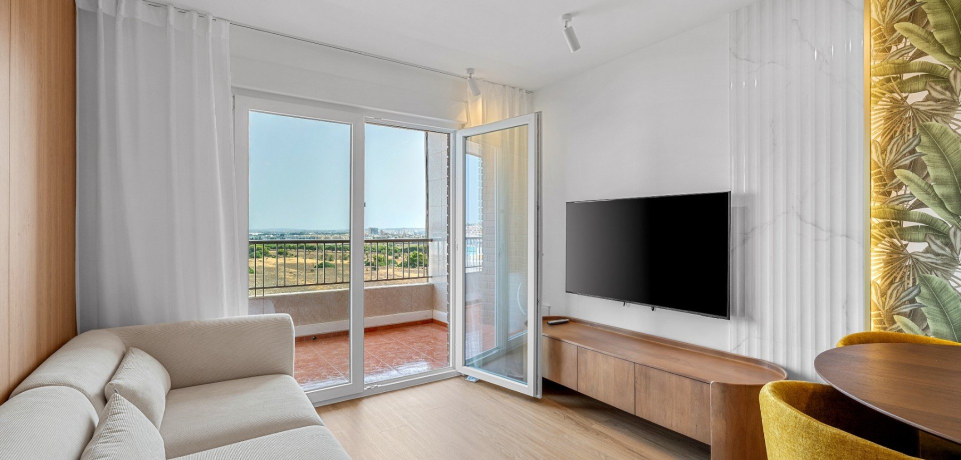 Apartamento en Alicante, España 2 dormitorios, 61 m2 No. 190289