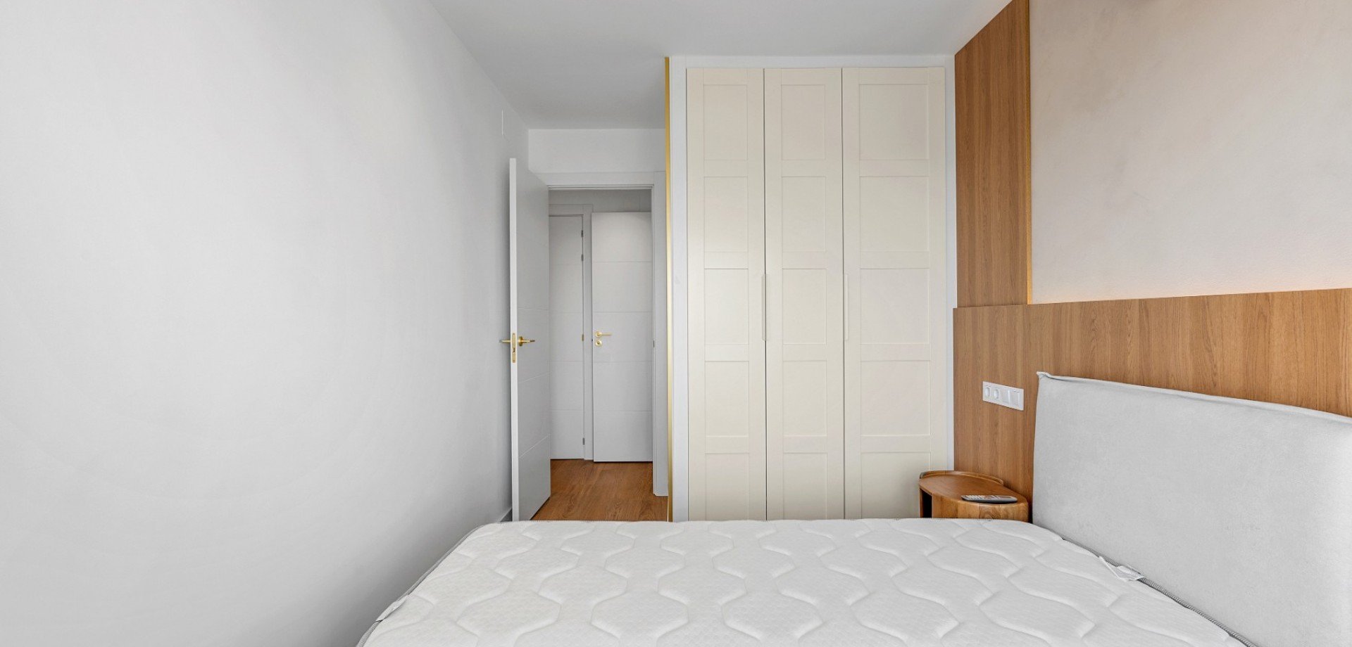 Apartamento en Alicante, España 2 dormitorios, 61 m2 No. 190289