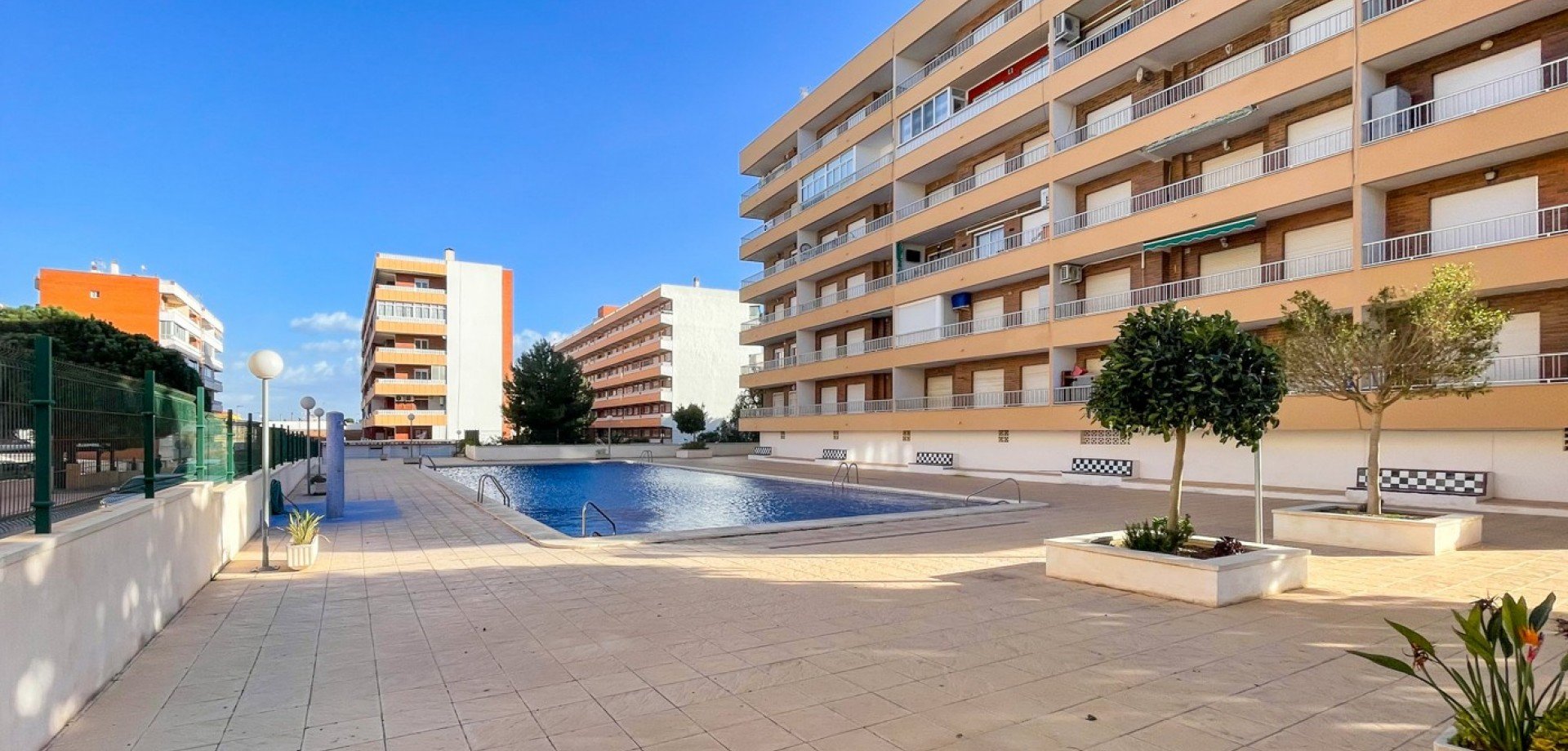Apartamento en Alicante, España 2 dormitorios, 61 m2 No. 190289
