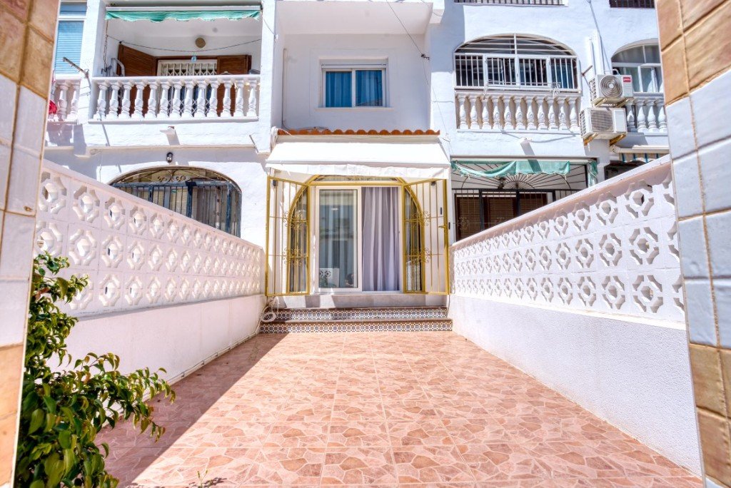 Kamienica w Torrevieja, Alicante, Hiszpania 1 sypialnia, 44 mkw. nr 183586